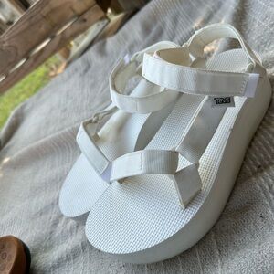 Teva Women's Cream Sandals